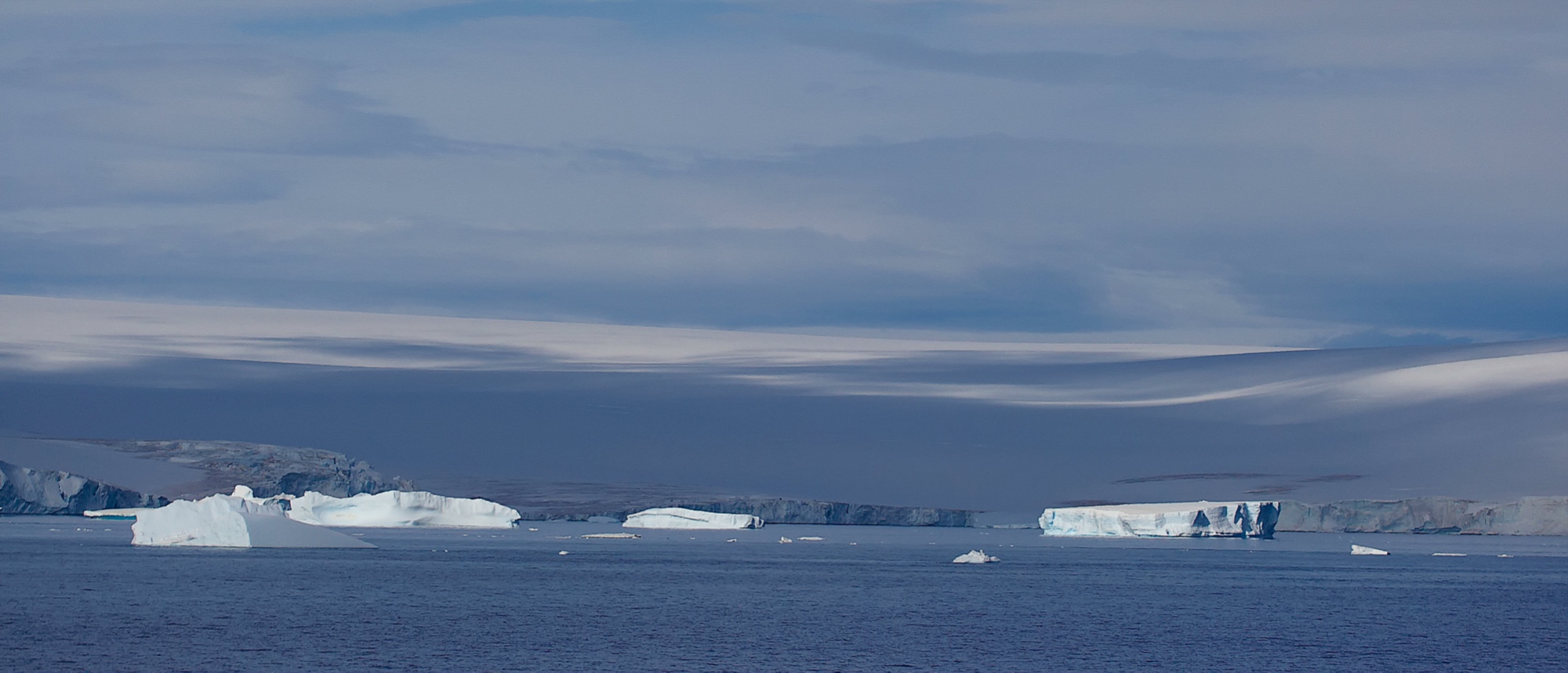 iceberg (gerlache strait)