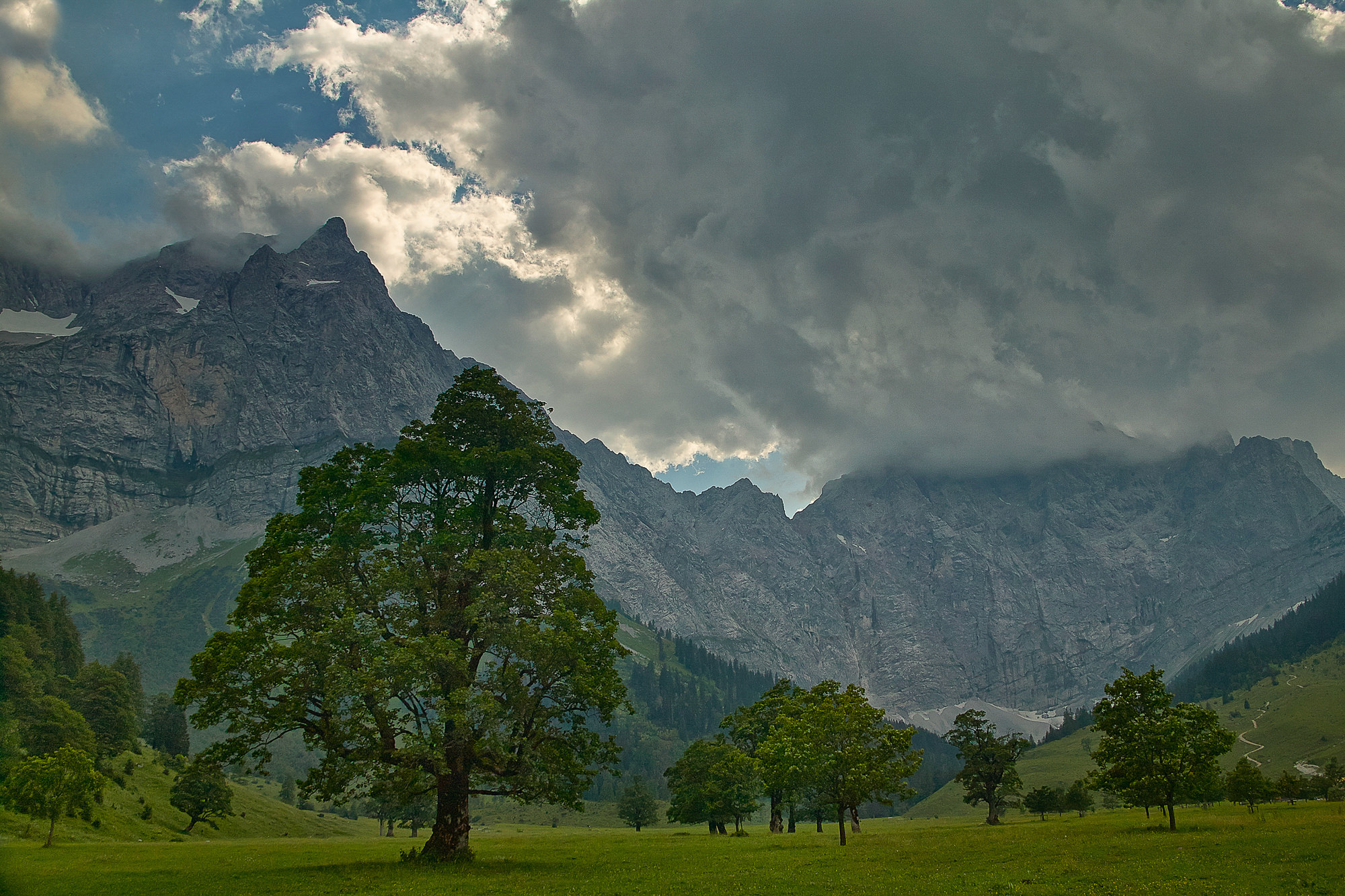 thunderstorm in the Karwendel mountains, Eng valley